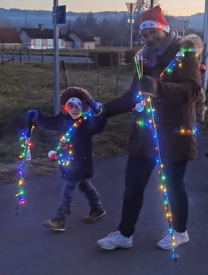 marcheurs en lumières